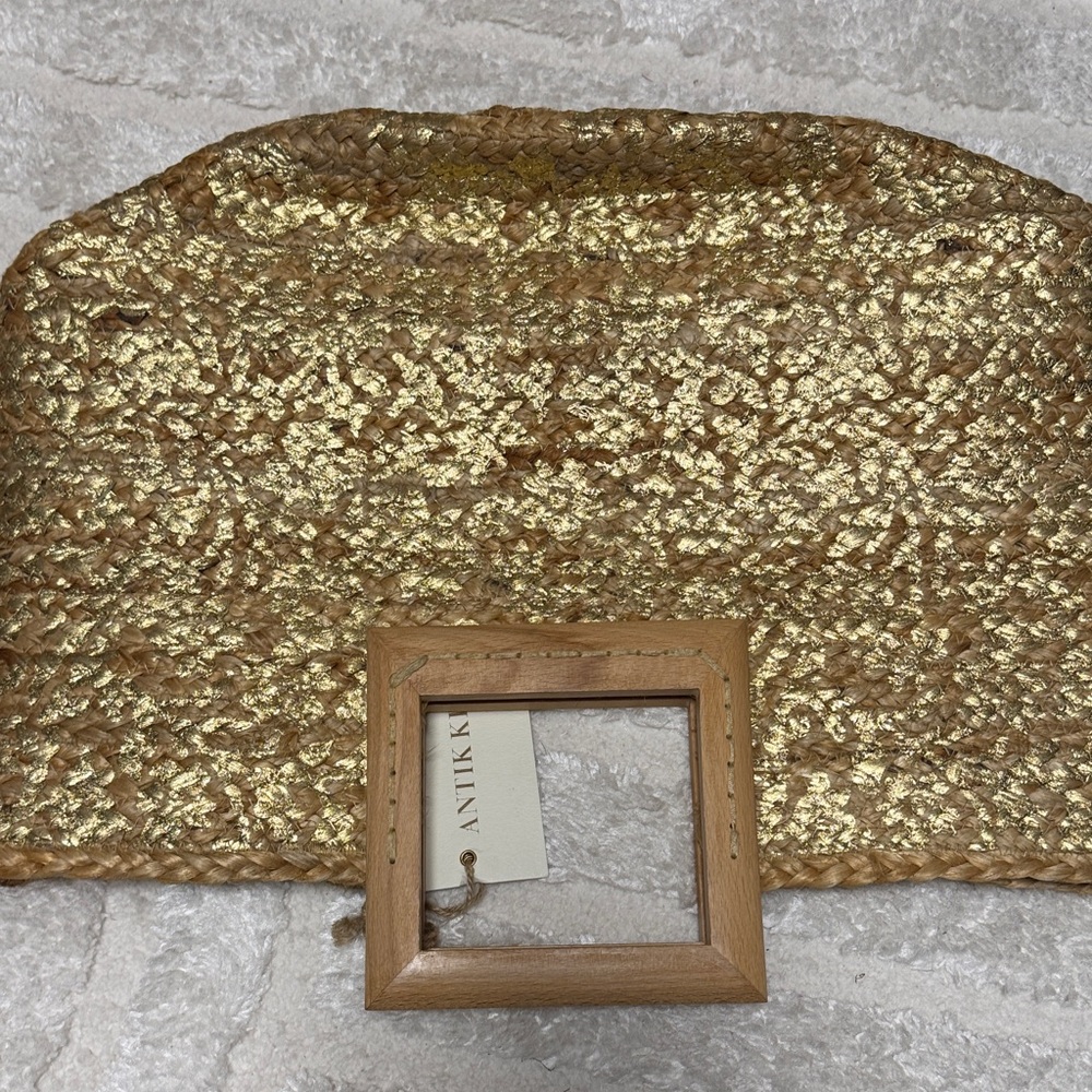 Antik Kraft Gold Woven Tote with Wooden Square Handles - Picture 5 of 6